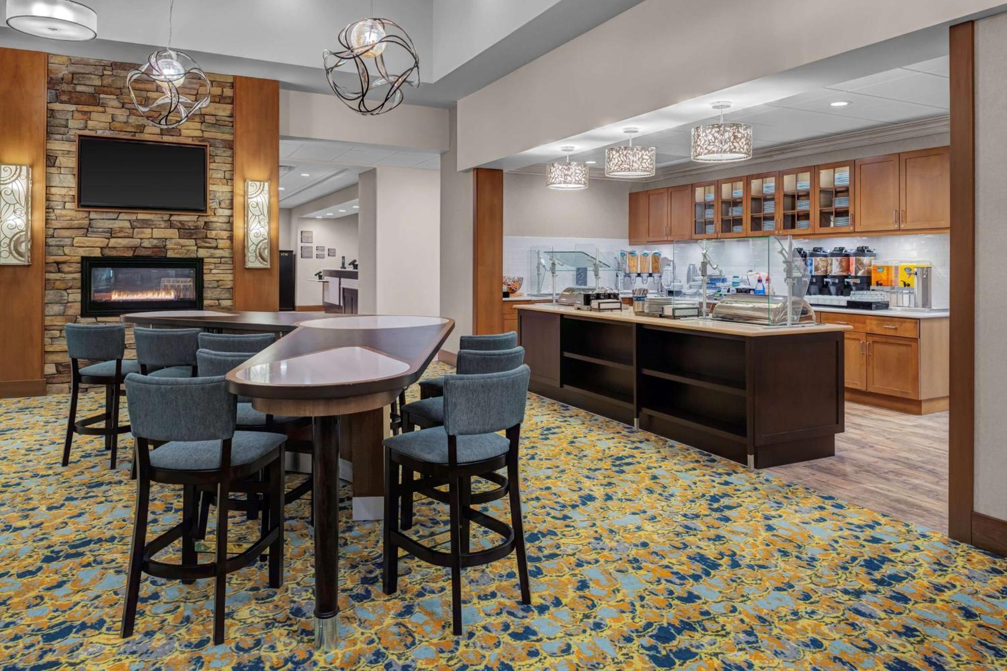 Homewood Suites By Hilton Wauwatosa Milwaukee Exterior photo